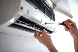 Why You Should Hire an HVAC Service Contractor